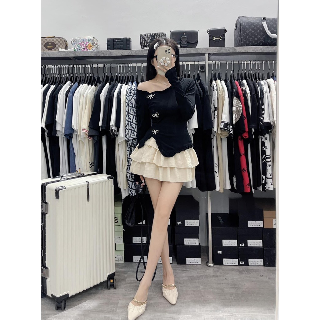 Sét Váy Dài Tay Gắn Nơ + Chân Váy Ngắn Xoè 3 Tầng Freesize Dưới 60kg