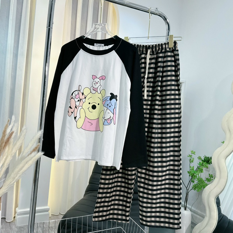 BỘ HOẠT HÌNH GẤU POO MIX QUẦN CARO ĐEN