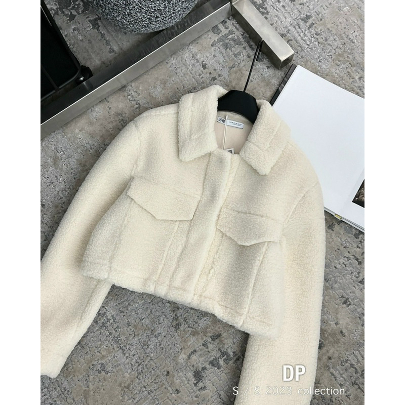 Áo lông ZR túi ngực dáng ngắn