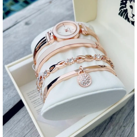 Set đồng hồ và 3 vòng đeo tay ANNE KLEIN AK/3284LPST