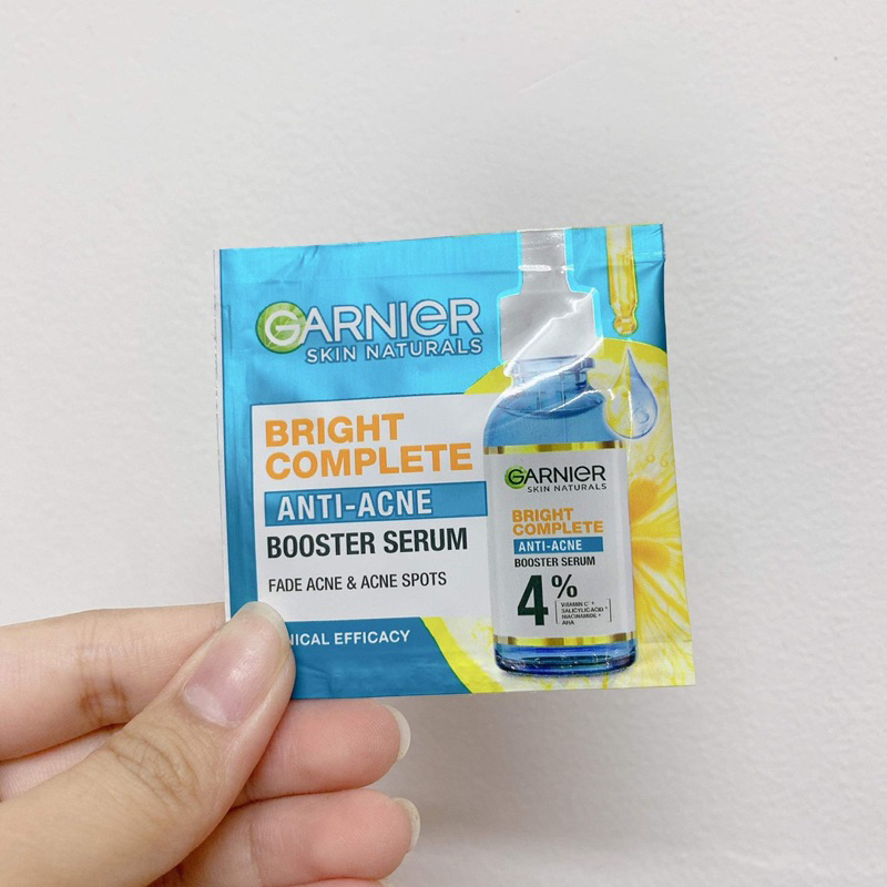 [Sample - Mini size] Dưỡng chất cho da dầu mụn Garnier Bright Complete Anti-Acnes Booster Serum 4%