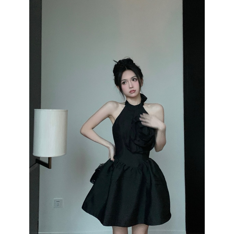 Đầm cổ yếm  hoa hồng TABISHOP Váy nữ thiết kế dáng xoè màu đen che khuyết điểm đi dự tiệc đi chơi siêu xinh