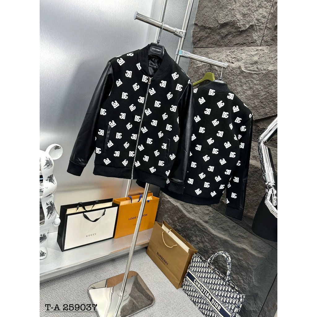 Áo Bomber Đôn Chề Đen Thêu Logo Trắng Full Áo Siêu Hot - Áo Khoác Cao Cấp Cho Nam