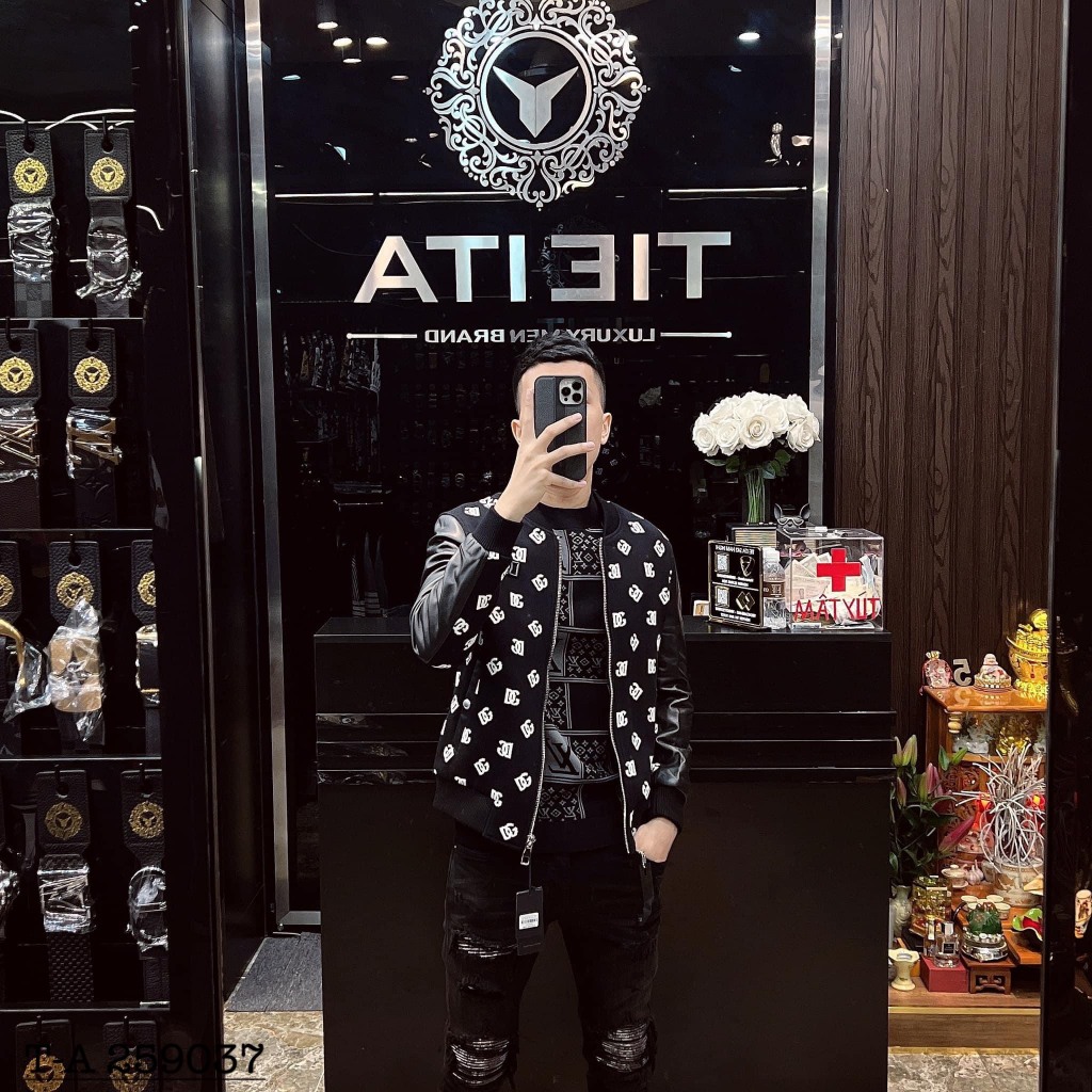 Áo Bomber Đôn Chề Đen Thêu Logo Trắng Full Áo Siêu Hot - Áo Khoác Cao Cấp Cho Nam