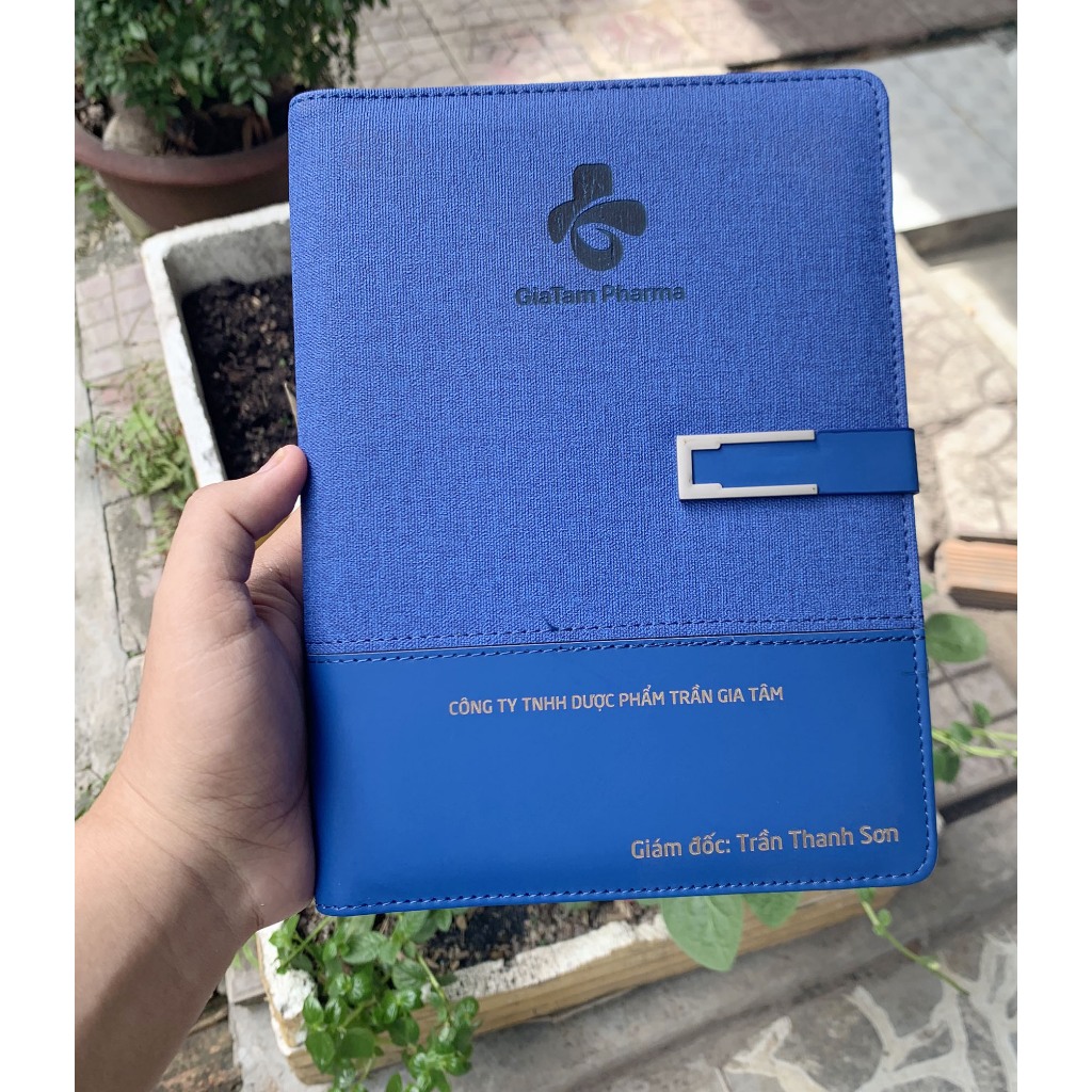 Sổ Bìa Còng In Logo