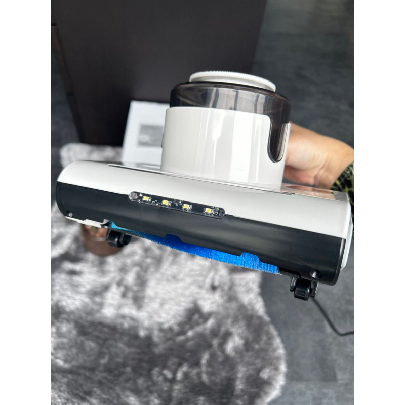 Máy hút bụi giường nệm Lebenlang LBL1369, hút bụi chăn ga có tia UV diệt khuẩn - Bảo hành 12 tháng chính hãng