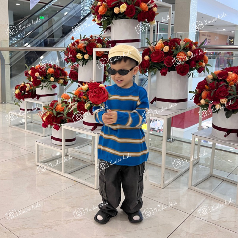 Quần Bò Jean Dài Ống Suông Cho Bé Trai Bé Gái, 2 Màu Xanh Và Đen, Co Giãn, Dễ Phối, Phong Cách Hàn Quốc - XUDOO KIDS