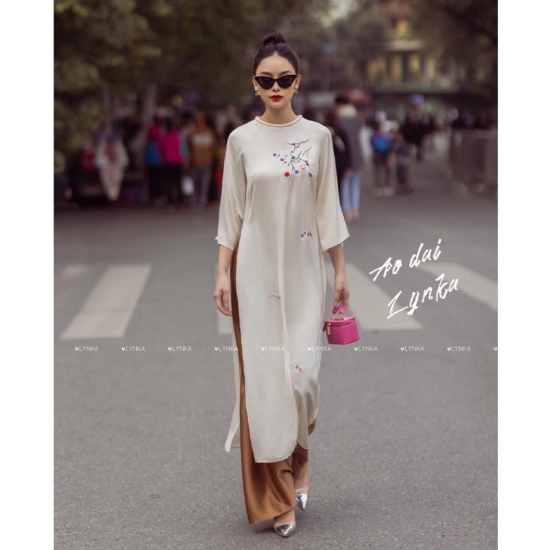 T08-Áo dài cách tân thêu hoa/aodailynka88