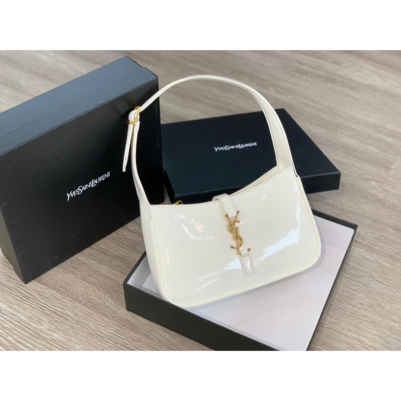 Túi da bóng có dây kéo