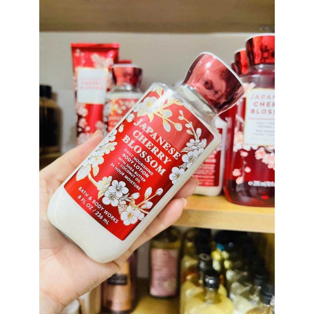 Sữa dưỡng thể Bath Body Works Japanse Cherry Blossom Body Lotion 236ml
