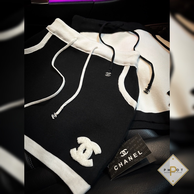 Chân váy len channel