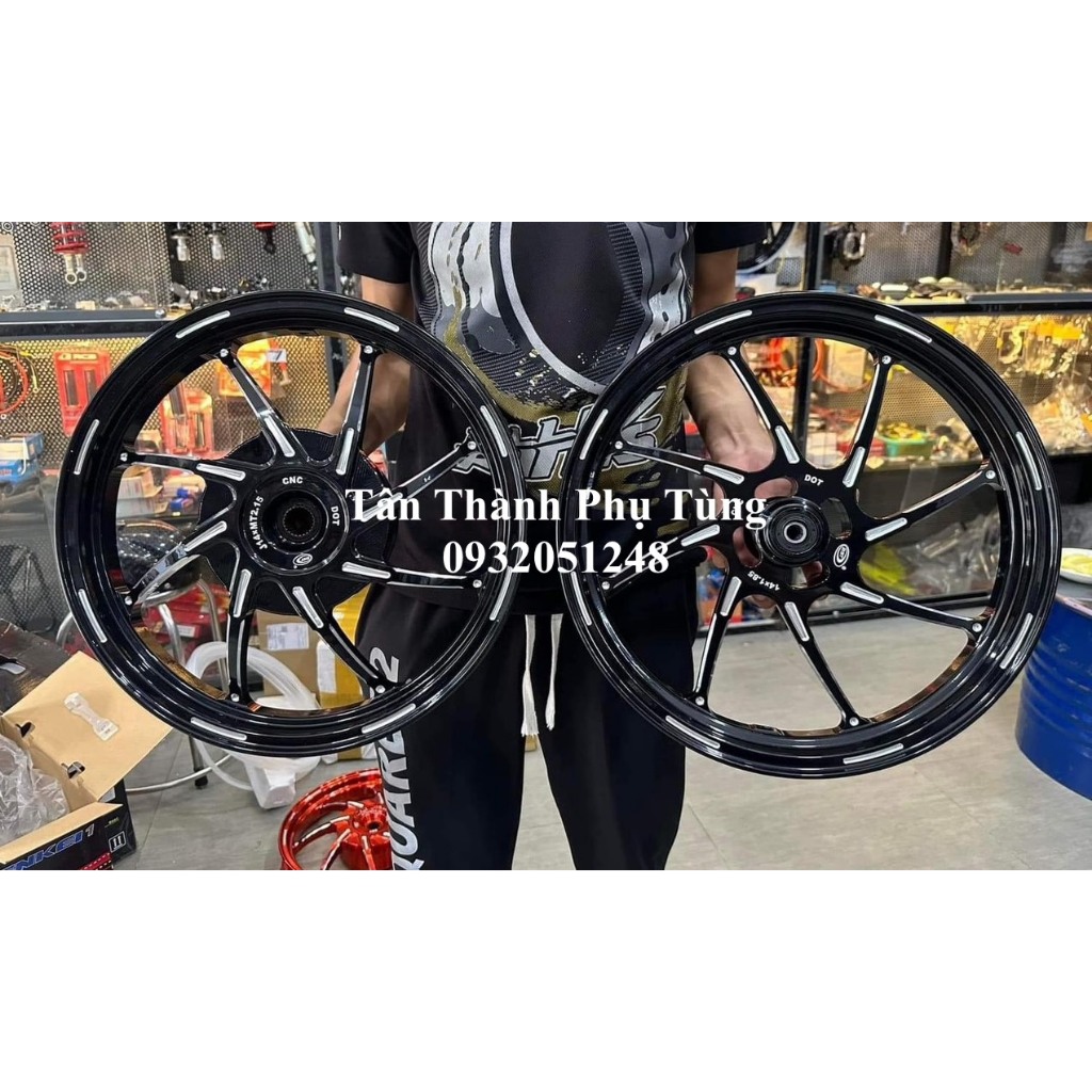 Mâm Vario CNC 8 cây BST: Đen bóng, Cam