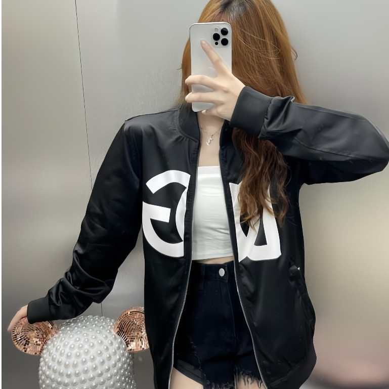 Áo Khoác Gió DG Họa Tiết Logo In Nhiệt Cực Nét - Áo Khoác Bomber DG Chất Liệu Vải Gió 2 Lớp Dày Dặn Cực Hottrend 2023