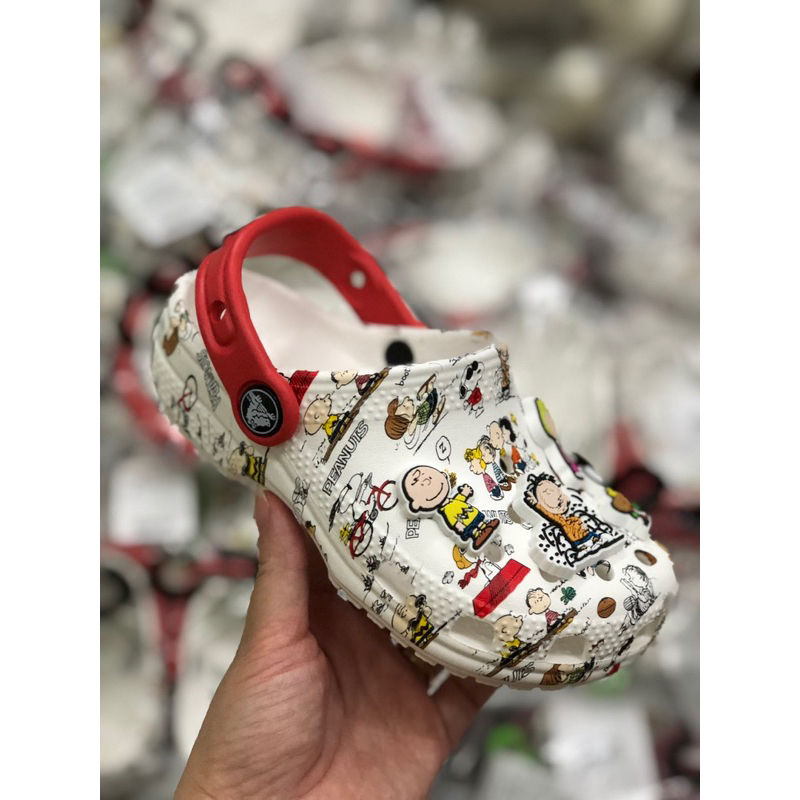 Sục trẻ em Peanuts tặng sticker y hình