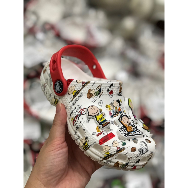 Sục trẻ em Peanuts tặng sticker y hình