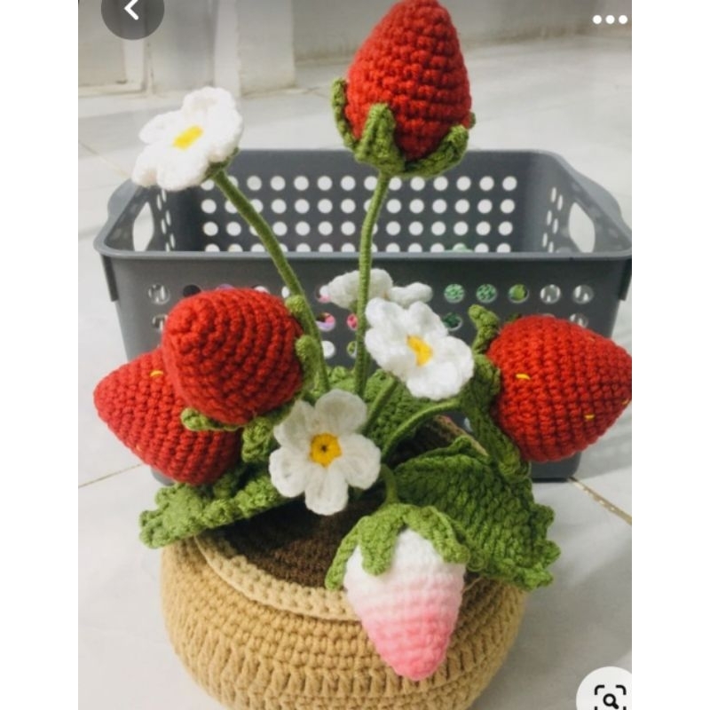 Chậu hoa len handmade dùng để decor