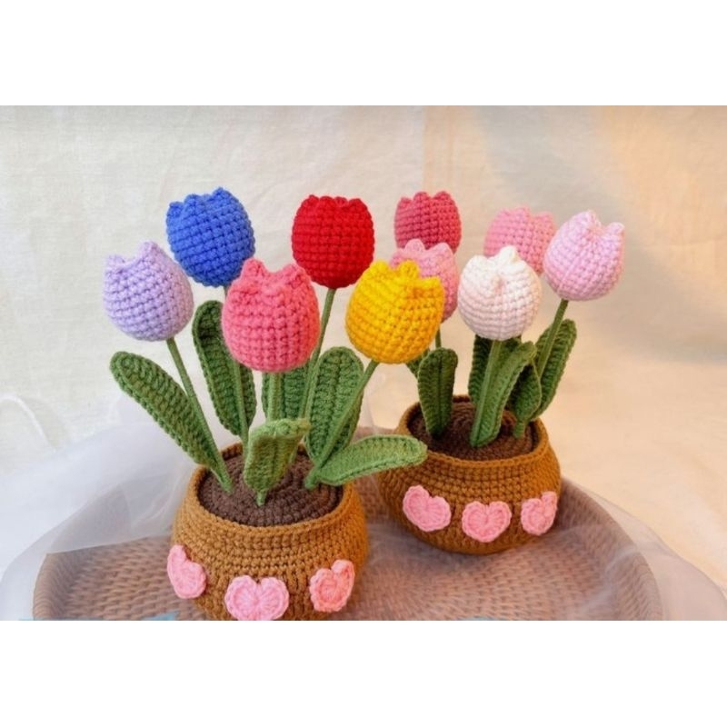 Chậu hoa len handmade dùng để decor