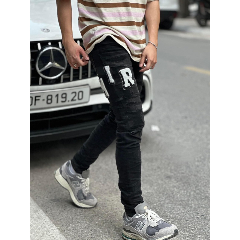 Jeans amiri likeauth wash màu rách vá chữ thêu bông cực chơi