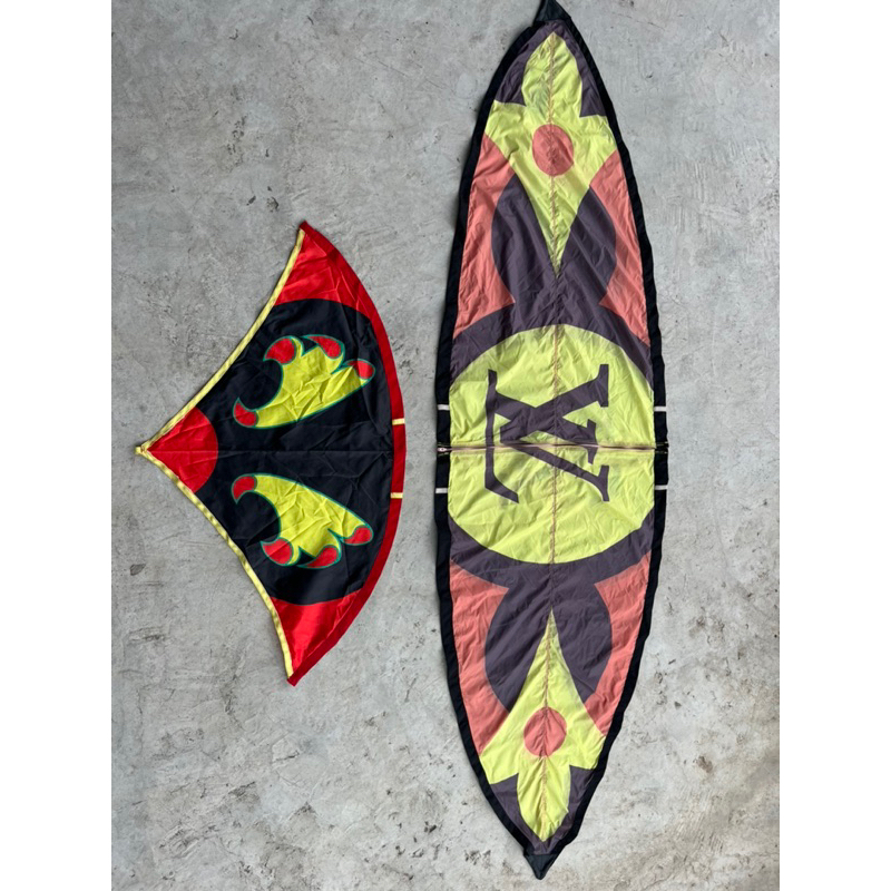 Áo lỗi in màu GUCI và LV sỏ khung 2 mét