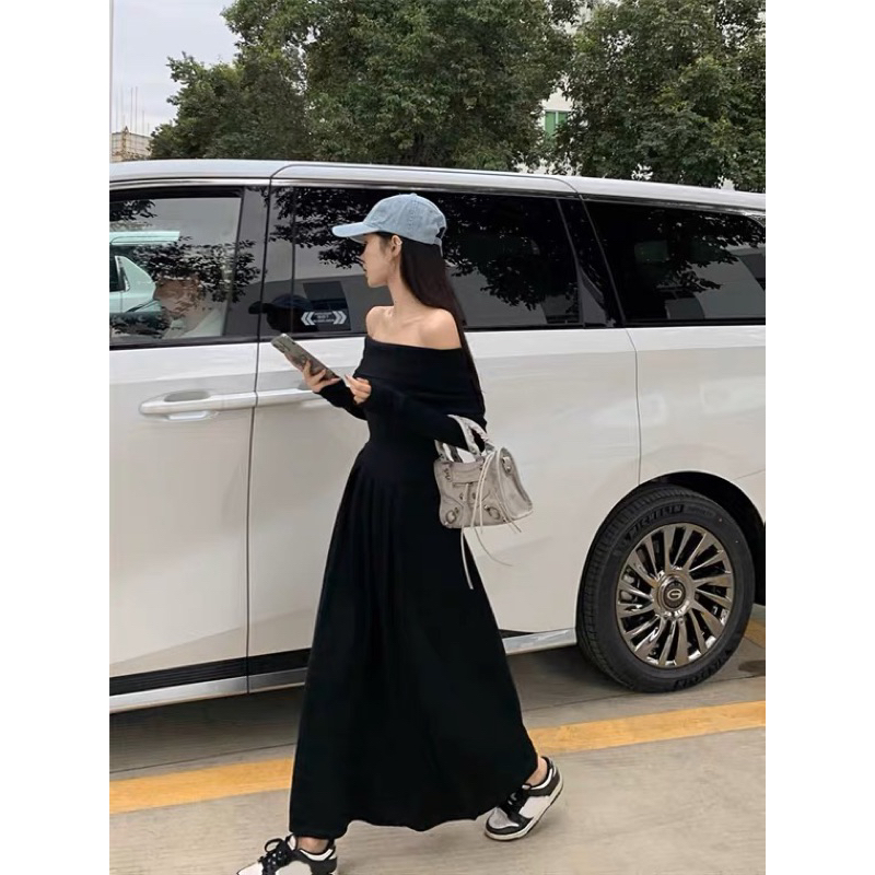 Váy len trễ vai dài