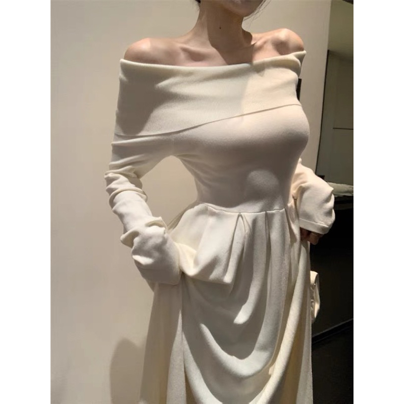 Váy len trễ vai dài