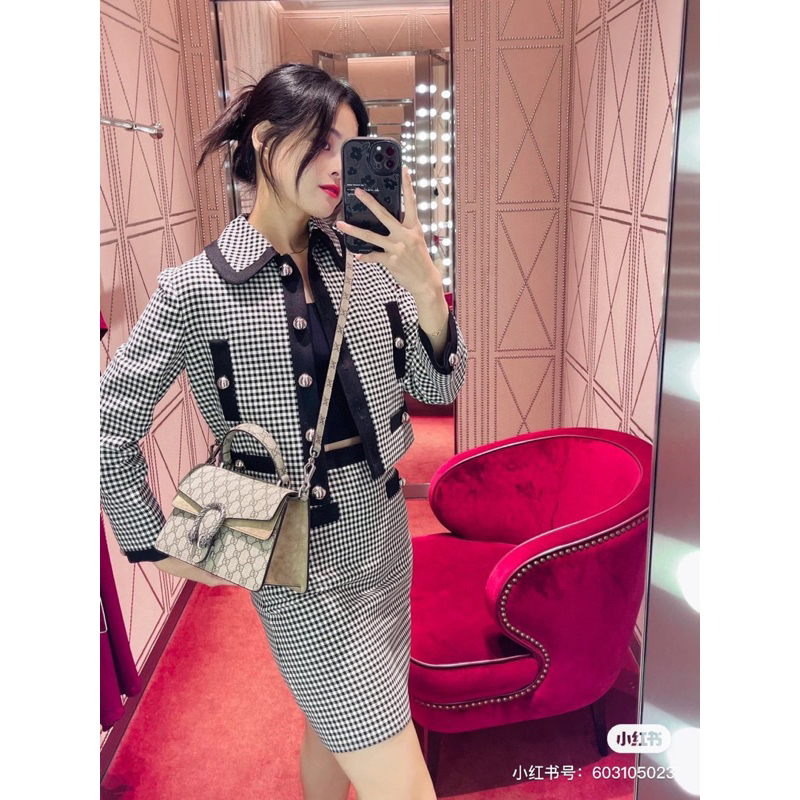 Túi xách GC đầu rồng size 24 box nam châm