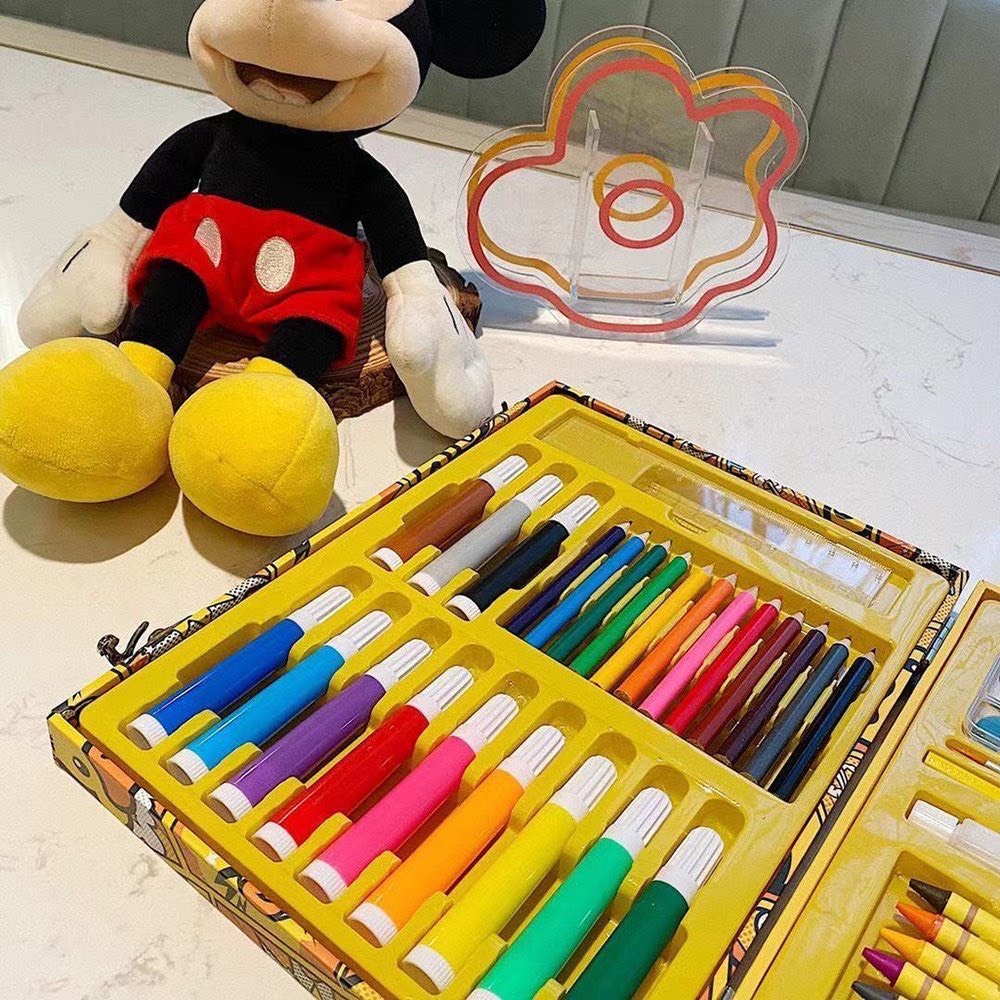 HỘP MÀU VẼ VALI VỊT VÀNG G.DUCK 67 CHI TIẾT CHO BÉ