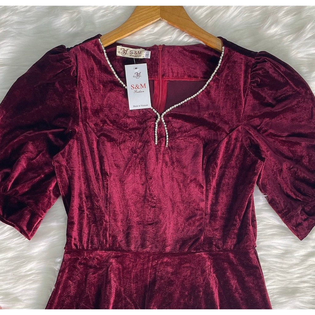 Đầm nhung đính dây đá, form dài, tay phồng - GR0296