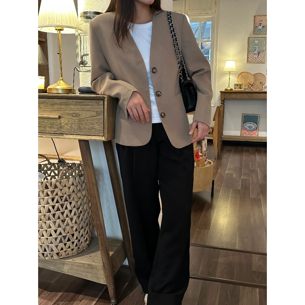Áo blazer nữ không cổ dài tay 2 lớp phom dáng đứng màu sắc trendy