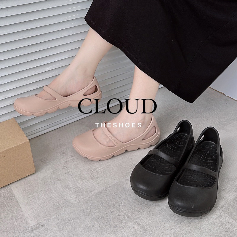 Giày nhựa bít mũi mũi tròn