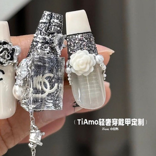 Đá pha lê trong suốt đính móng- giá 1 viên