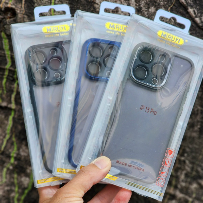 Ốp lưng Meruyi Skin trong đen viền màu iPhone 15 Pro/ 15 Pro Max bảo vệ cụm camera siêu đẹp