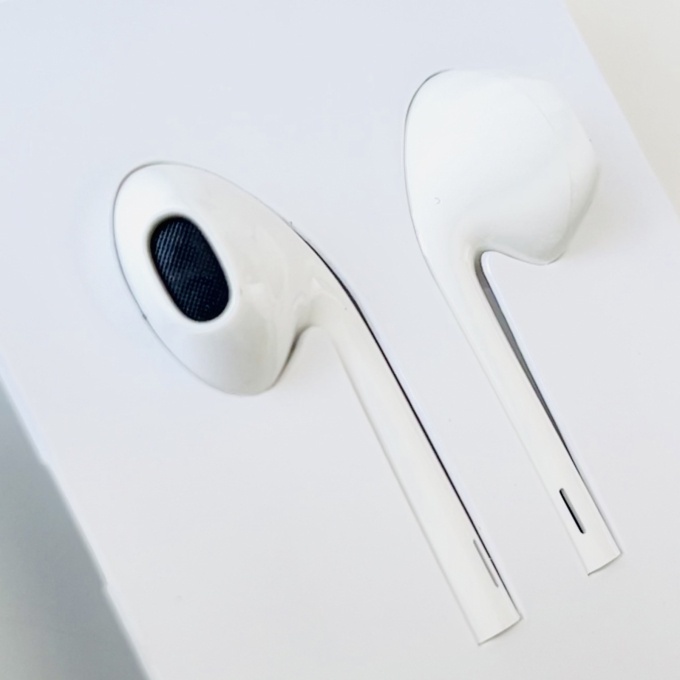 Tai nghe có dây nhét tai chống ồn zin V4