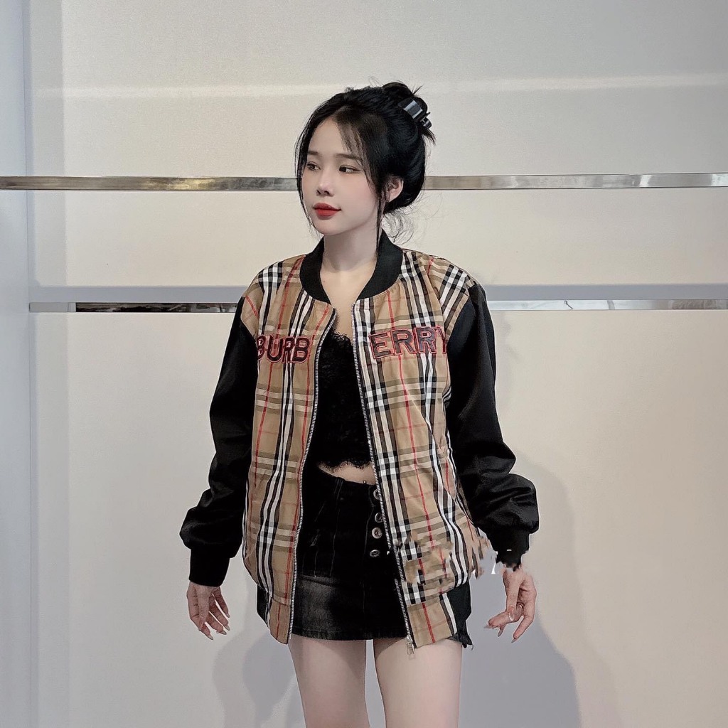 Áo vasity,áo bomber buberry phối kẻ sọc thêu chữ ngang ngực dành cho nam nữ