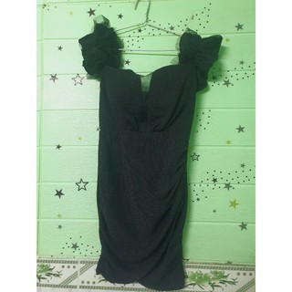 (Thanh lý 45k) Đầm body vải dệt kim trễ vai màu đen, size M, chất ren thun co giãn