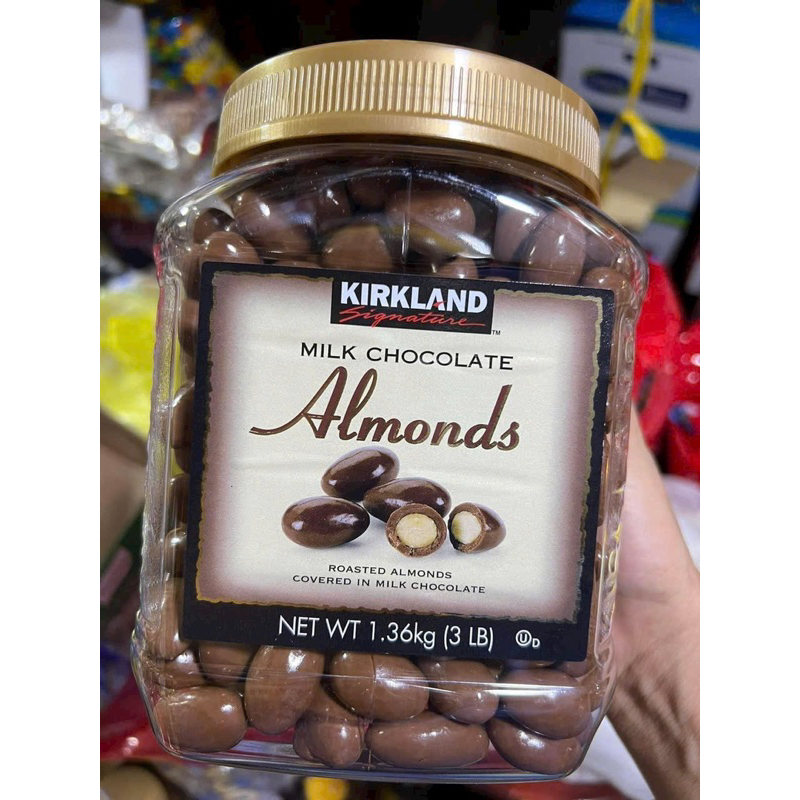 (Date 07/2024) Chocolate Sữa Bọc Hạnh Nhân Kirland Almonds Của Mỹ-