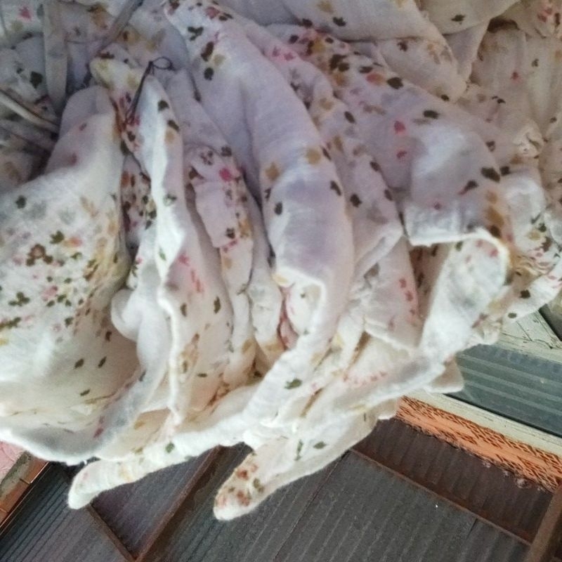 Áo xô HM bé gái dư xịn cắt tem