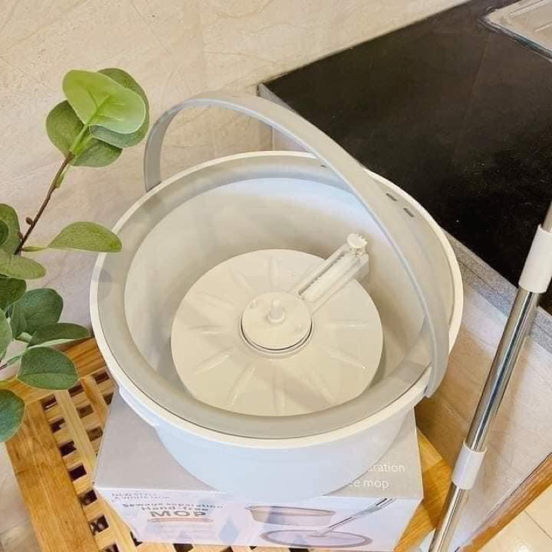 BỘ LAU NHÀ TRÒN TÁCH NƯỚC BẨN THẾ HỆ MỚI- kèm 1 chổi 1 chậu 2 đầu thay thế