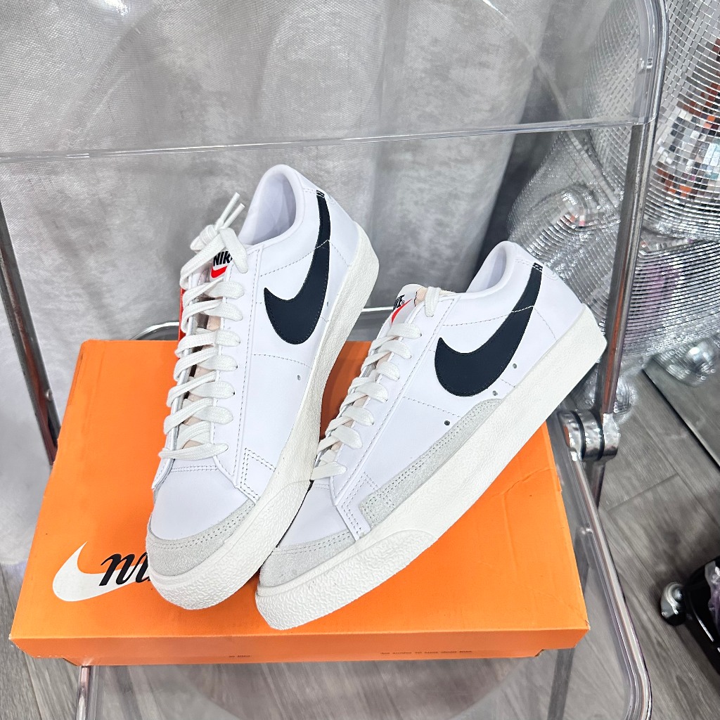 Blazer Low '77 Vintage 'White Black'