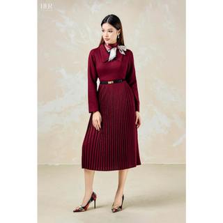 Váy đầm nữ Her Studios thiết kế cổ bẻ váy xếp ly