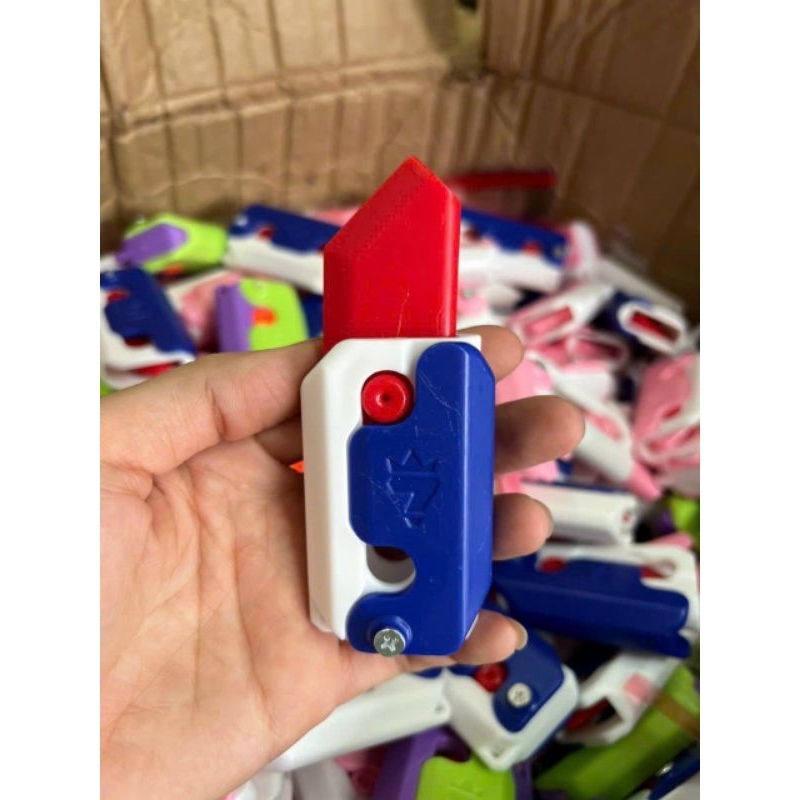 Đồ chơi dao cà rốt dài 11cm, dao cà rốt vô chi