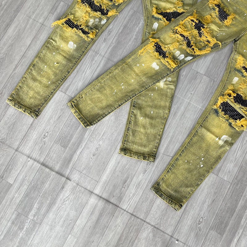 Quần xanh vá đen đính đá nhỏ rách xù chỉ rêu,quần jean amiri đính đá chấm sơn trắng 4 khuy phong cách boy phố