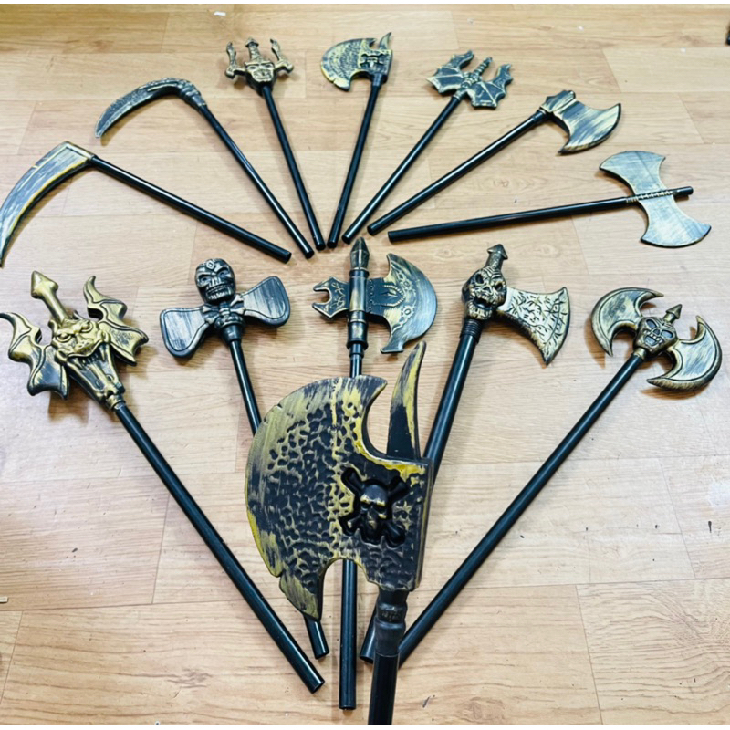 Vũ khí hoá trang halloween / búa rìu lưỡi hái đinh ba búa đầu lâu/ gậy bình khoa chơi halloween cosplay