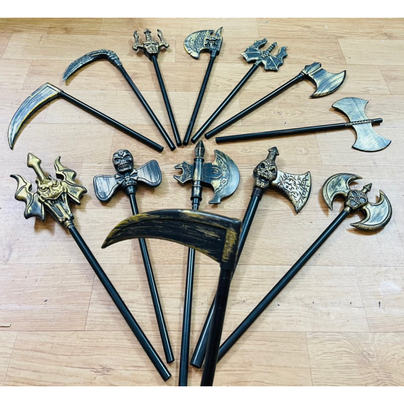 Vũ khí hoá trang halloween / búa rìu lưỡi hái đinh ba búa đầu lâu/ gậy bình khoa chơi halloween cosplay