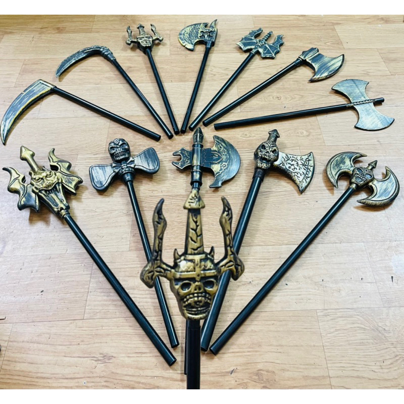 Vũ khí hoá trang halloween / búa rìu lưỡi hái đinh ba búa đầu lâu/ gậy bình khoa chơi halloween cosplay