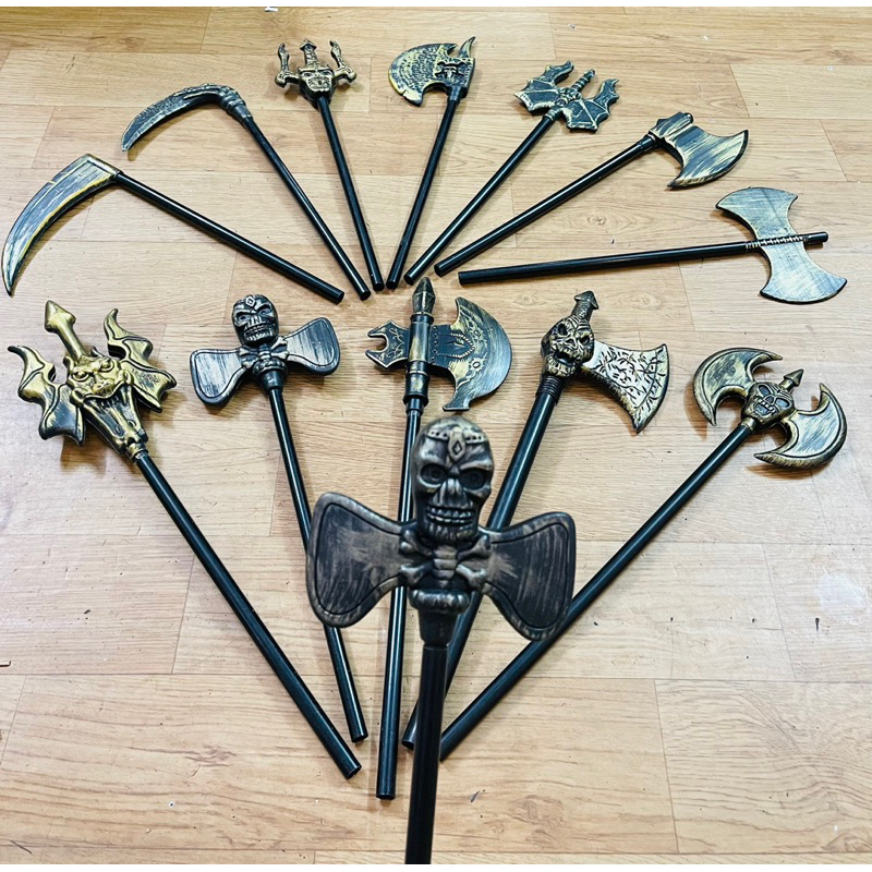 Vũ khí hoá trang halloween / búa rìu lưỡi hái đinh ba búa đầu lâu/ gậy bình khoa chơi halloween cosplay