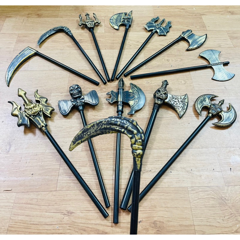 Vũ khí hoá trang halloween / búa rìu lưỡi hái đinh ba búa đầu lâu/ gậy bình khoa chơi halloween cosplay