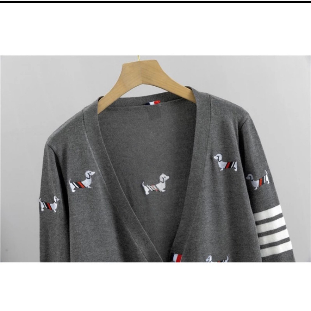 Áo Cardigan Thome 4 sọc Thêu Hình Con Chó Cực Đẹp-Áo Cardigan 4 Sọc Thêu Chuẩn Form Cao Cấp Siêu Hot 2023