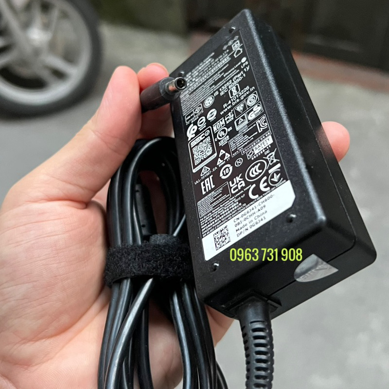 Sạc Laptop Dell Inspiron 5559 nguyên bản theo máy
