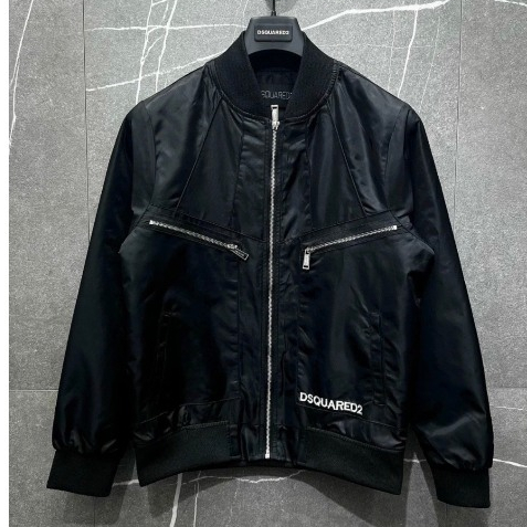 Áo Khoác Gió DSQ 290 Họa Tiết Thêu Và Khóa Chéo Đơn Giản Chất Liệu Gió Phù Hợp Cho Nam Thời Trang Cao Cấp